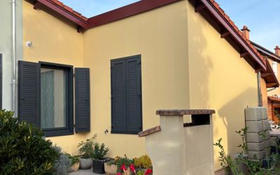 Chantier Ecothermic terminé dans le Puy-de-Dôme bénéficiant des aides de l’État dans le cadre d’un monogeste d’isolation des murs par l’extérieur.