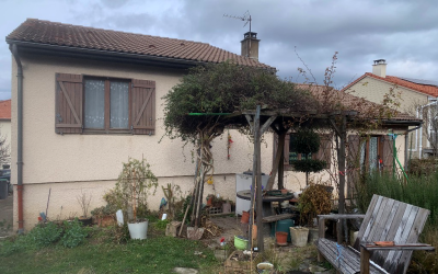 A Cournon d'Auvergne (63800) Ecothermic Aurillac a réalisé l'isolation par l'extérieur d'une habitation pour gagner en confort et en qualité de vie, en été comme en hiver.