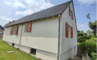 Exemple d'une réalisation d'isolation par l'extérieur à Saint-Eulalie réalisée par la SARL Ecothermic Aurillac.