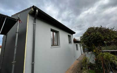 A Cournon d'Auvergne (Puy de Dome) Ecothermic a réalisé l'isolation par l'extérieur d'une maison de particulier pour gagner en confort et en qualité de vie, en été comme en hiver.